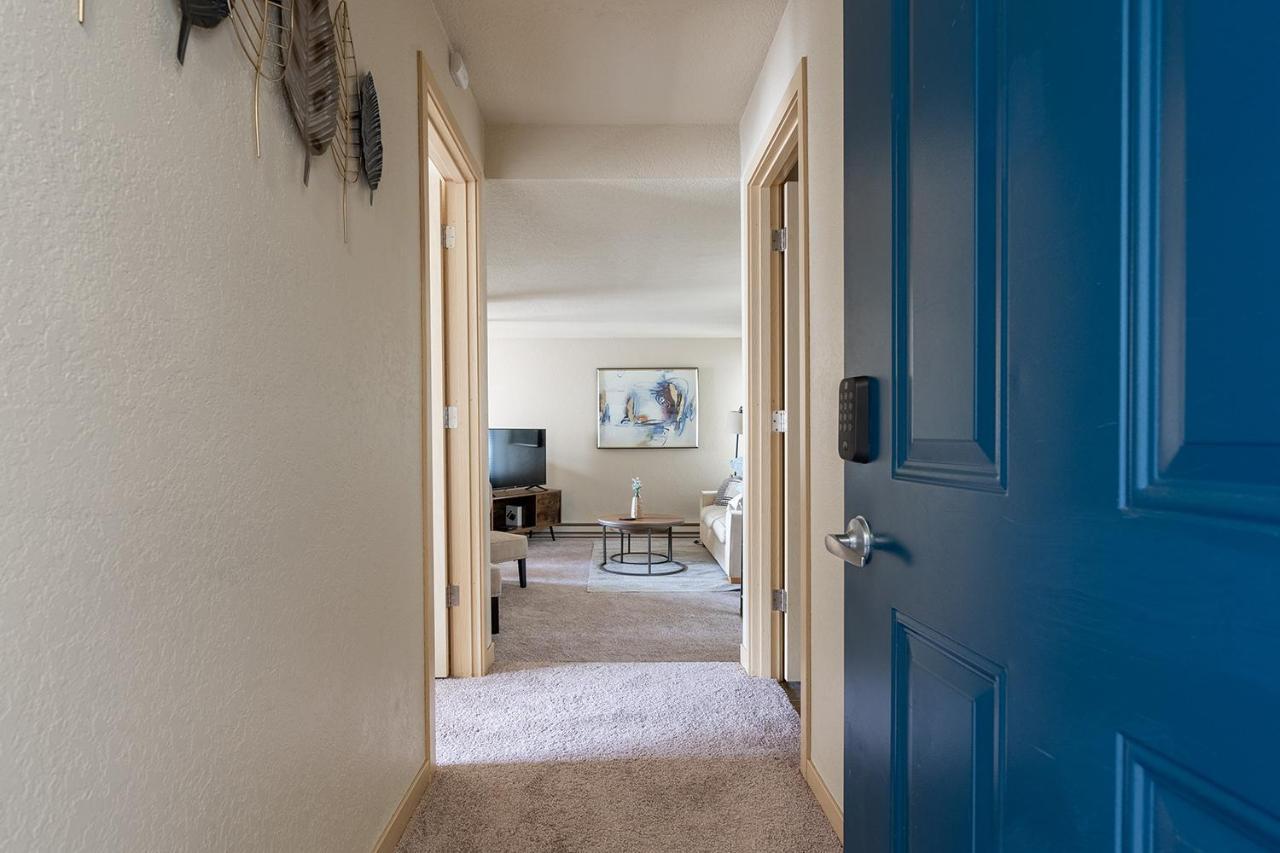 Greenlake Oasis: Cozy Apartment with Wi-Fi and Patio Seattle Exterior photo